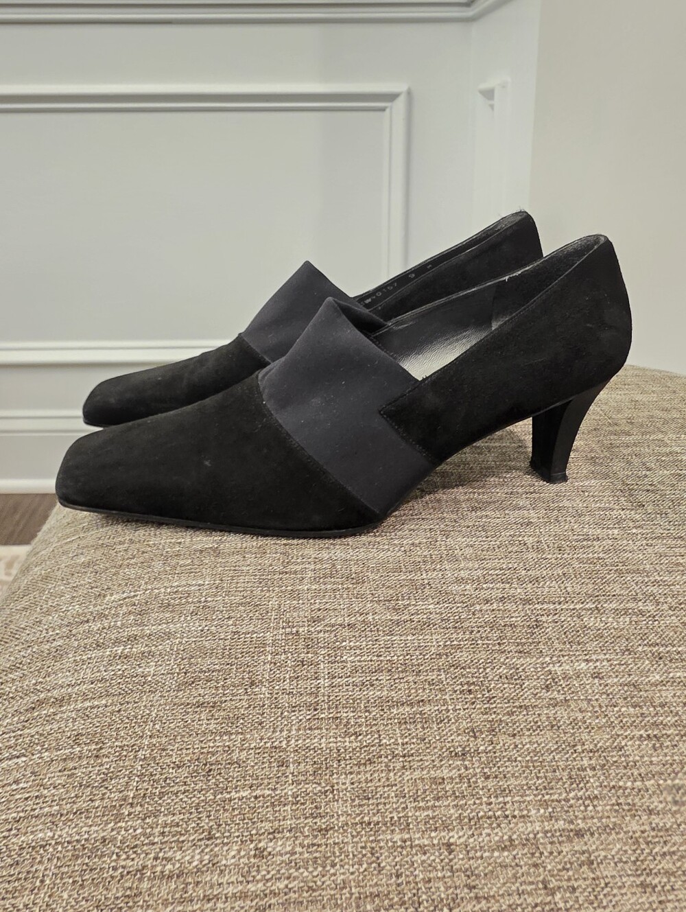 Stuart Weitzman Black Suede Pumps Size 9